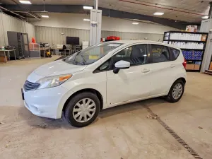 Nissan Versa 1.6L 4 2015