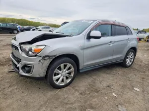 Mitsubishi Outlander 2.0L 4 2014