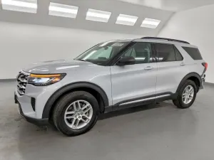 Ford Explorer 2.3L 4 2025