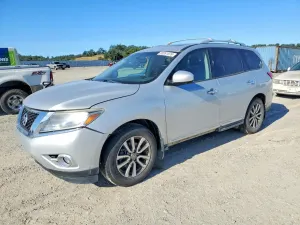 Nissan Pathfinder 3.5L 6 2015