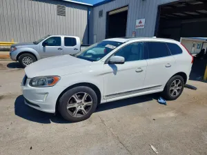Volvo XC60 3.0L 6 2015
