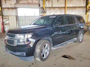 Chevrolet Suburban 5.3L 8 2015
