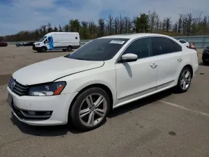 Volkswagen Passat 2.0L 4 2013