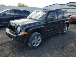 Jeep Patriot LATITUDE 2.4L 4 2014
