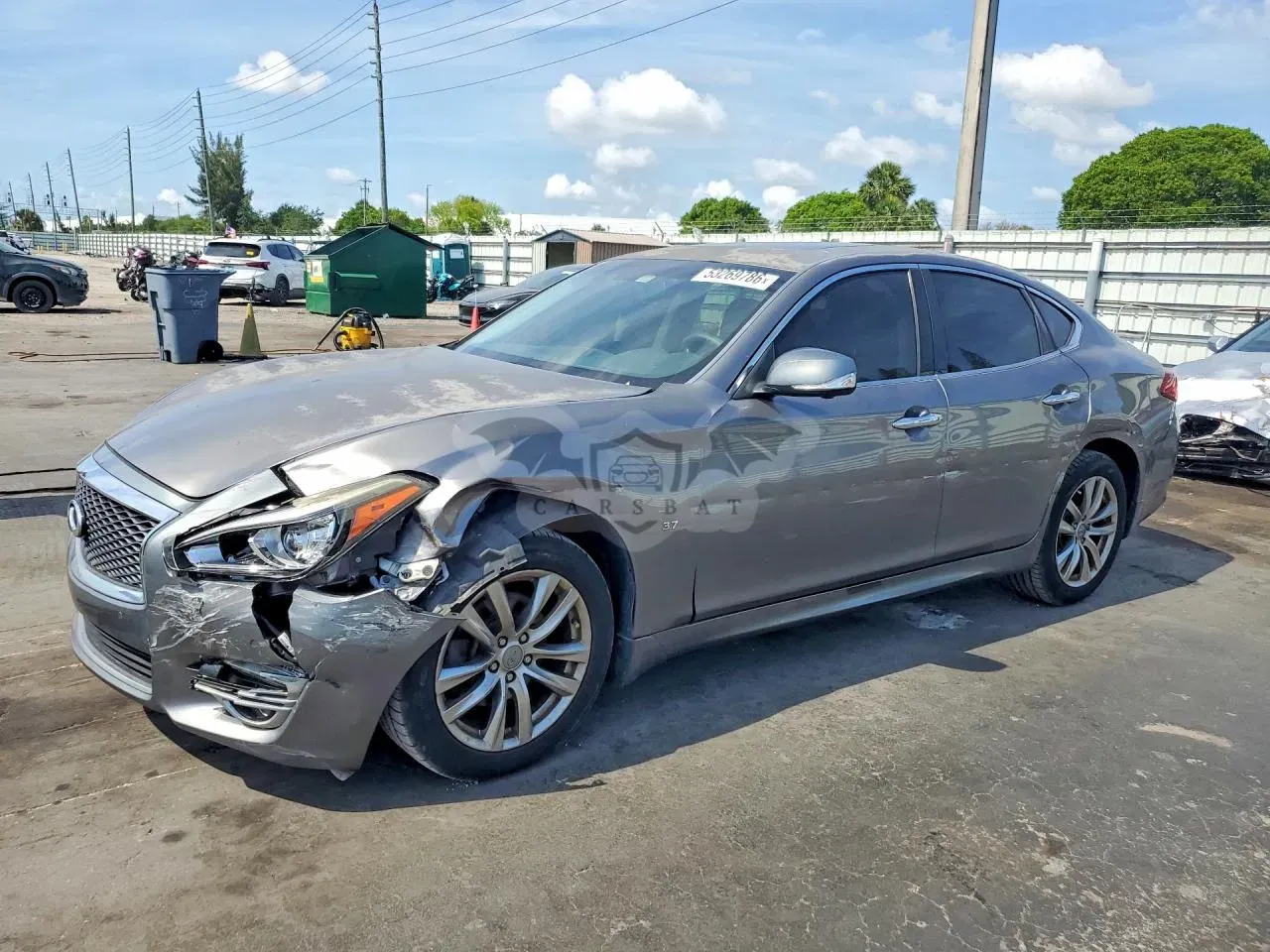 Infiniti Q70 3.7L 6 2015