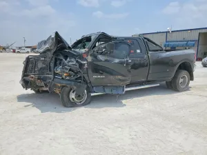 RAM 3500 6.7L 6 2022