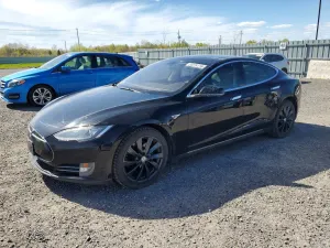 Tesla Model S 2013