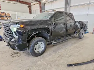 Chevrolet Silverado 1500 6.6L 8 2024