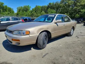 Toyota Camry 2.2L 4 1995