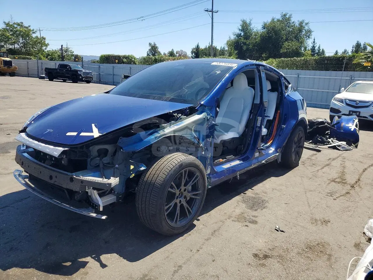 Tesla Model Y 2025