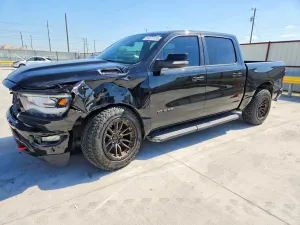 RAM 1500 5.7L 8 2021