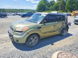 Kia Soul 2.0L 4 2011