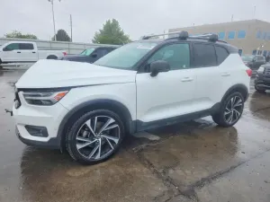 Volvo XC40 2.0L 4 2019