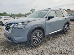 Nissan Pathfinder 3.5L 6 2025