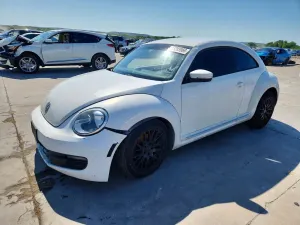 Volkswagen Beetle 2.5L 5 2012
