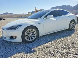 Tesla Model S 2016