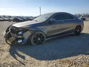 Mercedes-Benz CLA 2.0L 4 2015
