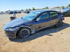 Tesla Model 3 2025
