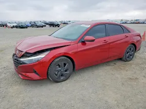 Hyundai Elantra 2.0L 4 2023