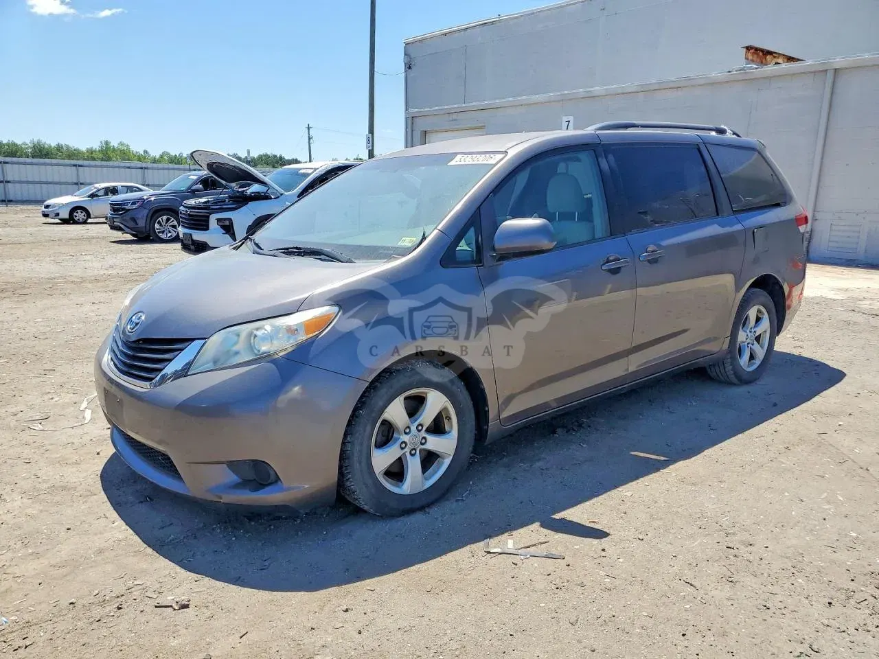 Toyota Sienna 3.5L 6 2011