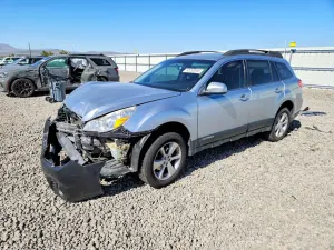 Subaru Outback 2.5L 4 2013