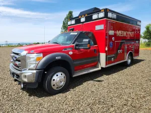 Ford F-450 6.7L 8 2013