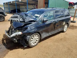 Toyota Sienna 3.5L 6 2013