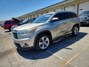Toyota Highlander 3.5L 6 2015