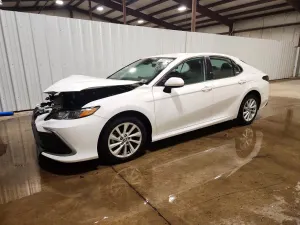 Toyota Camry 2.5L 4 2021
