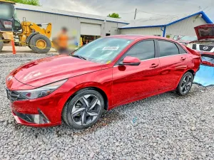 Hyundai Elantra 2.0L 4 2023