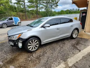 Buick LaCrosse 3.6L 6 2015