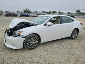 Lexus ES 3.5L 6 2013