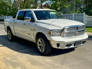 RAM 1500 5.7L 8 2015