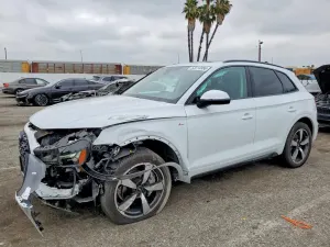 Audi Q5 2.0L 4 2022