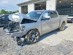 RAM 1500 5.7L 8 2019