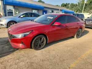 Hyundai Elantra 2.0L 4 2021