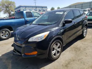 Ford Escape S 2.5L 4 2016