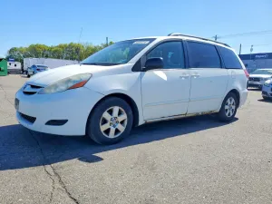 Toyota Sienna 3.5L 6 2007