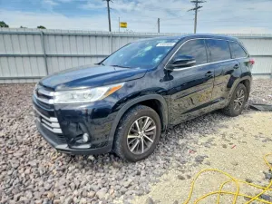 Toyota Highlander 3.5L 6 2018