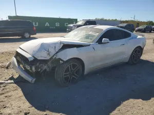 Ford Mustang 2.3L 4 2017