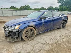 Nissan Altima 2.5L 4 2022
