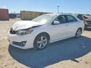Toyota Camry 2.5L 4 2014