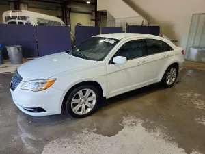 Chrysler 200 2.4L 4 2012