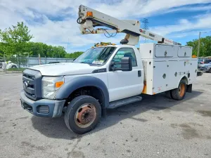 Ford F-450 6.8L 10 2015