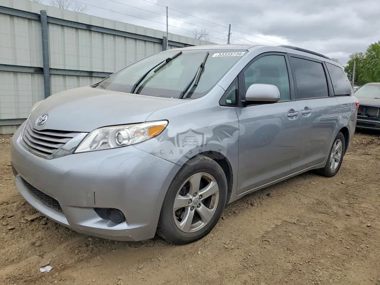 Toyota Sienna 3.5L 6 2015