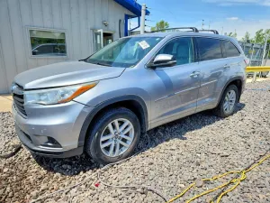 Toyota Highlander 3.5L 6 2016