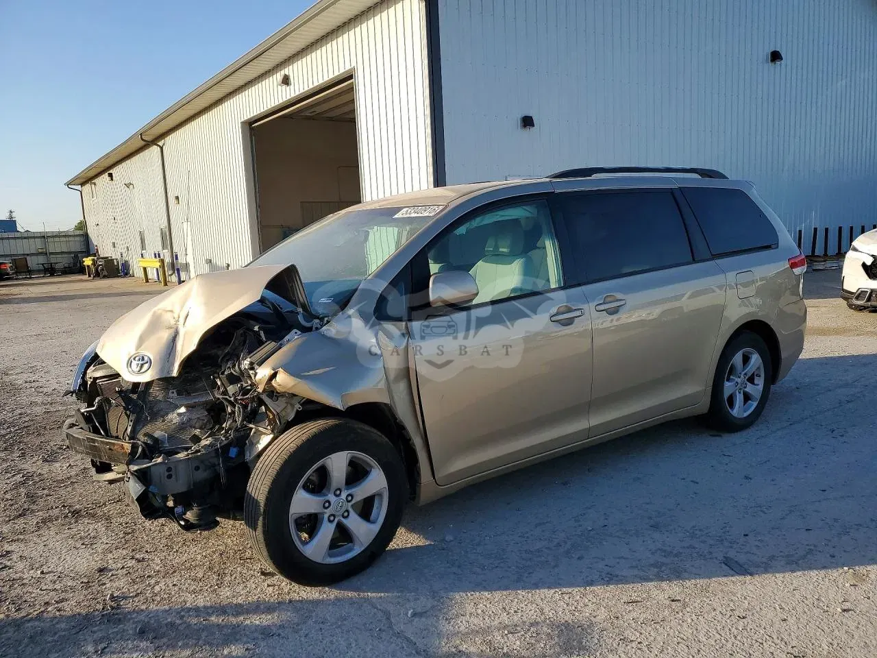 Toyota Sienna 3.5L 6 2011
