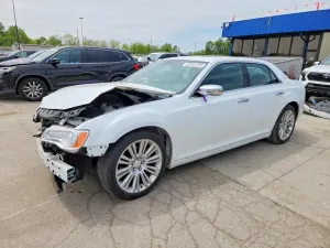 Chrysler 300C 5.7L 8 2014