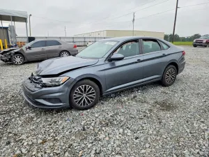 Volkswagen Jetta 1.4L 4 2021