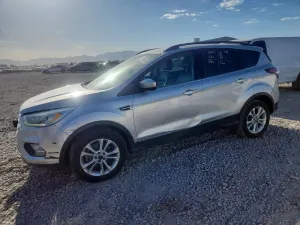 Ford Escape 2.0L 4 2017